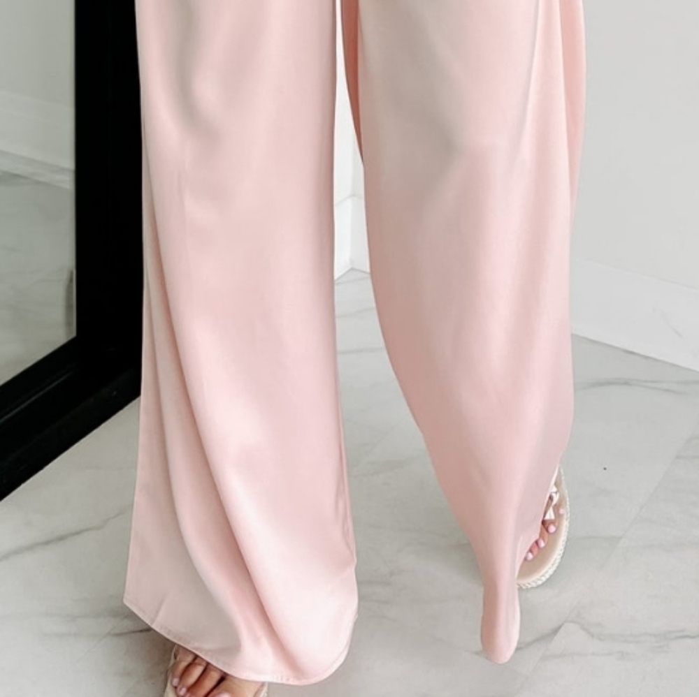 NWT - Hers & Mine- MD Baby Pink Satiny Wide Leg Jumpsuit - Picture 4 of 11